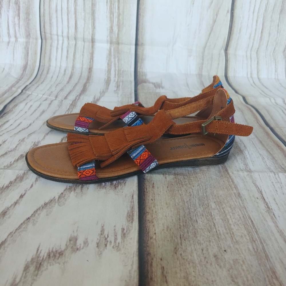 MINNETONKA | Multicolor Fringe Leather Sandals - Picture 3 of 9